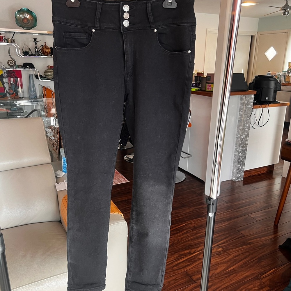 Black Women's Jeans